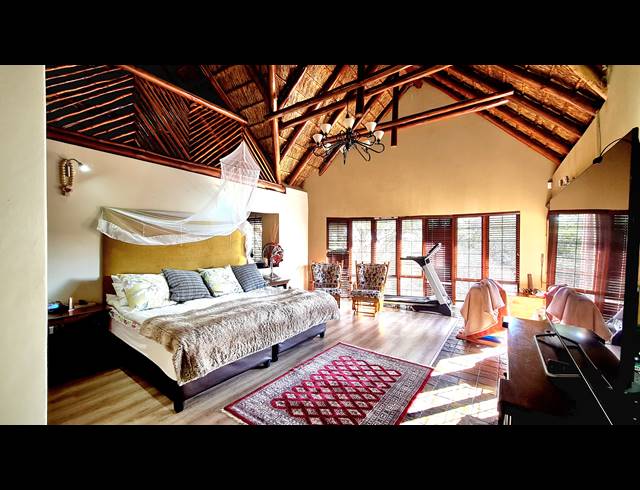 4 BEDROOM HOUSE FOR SALE IN LEEUWFONTEIN ESTATE